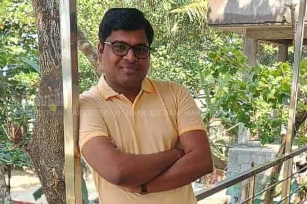 Where is the Rs 100 crore? The jewelry shop owner who travels his wife's friend!