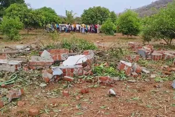 Salem district Kengavalli near Kadampur incident