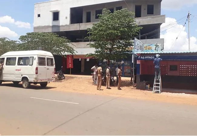 sivagangai district karaikudi admk and dmk leaders 