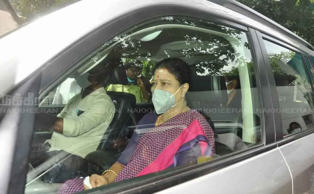 Payyanur bungalow related to Sasikala frozen!