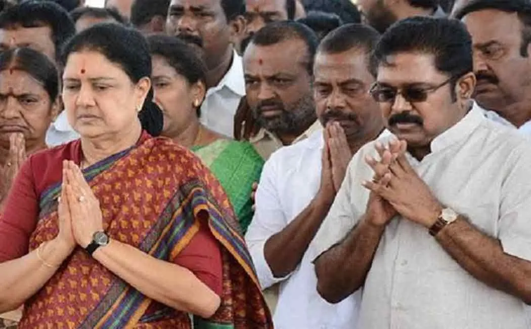 sasikala ttv dinakaran