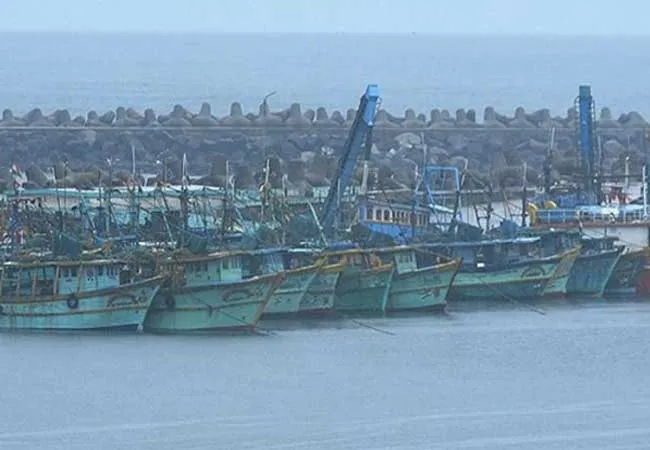 cyclone forming tamilnadu rains meteorological centre  