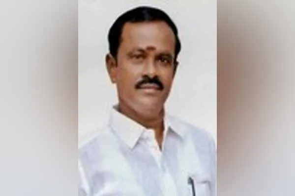 dvac raids ADMK former  minister Sevur Ramachandran house!