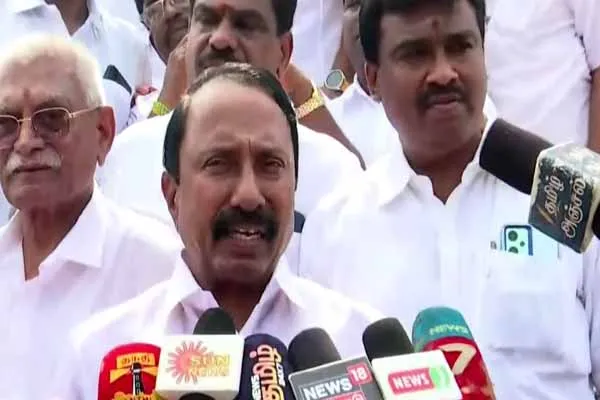 Sengottaiyan, speaking without mentioning EPS's name and says The General Secretary will make the decisions