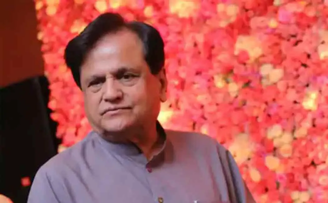 modi and rahul gandhi Mourning ahmed patel