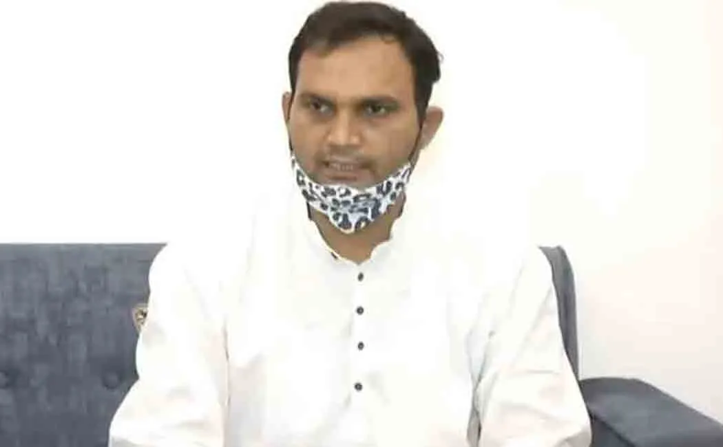 aam aadmi mla got hit by police