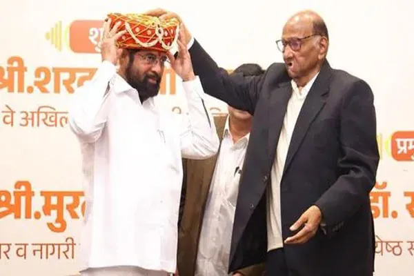 Cold war breaks out in Maha Vikas alliance for Sharad Pawar praised Eknath Shinde