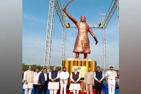 The statue of Chhatrapati Shivaji inaugurated by Prime Minister Modi is broken and destroyed