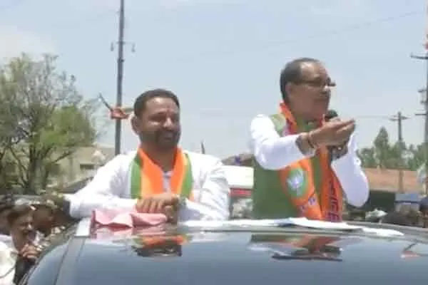 sivaraj singh chowhan karnataka election talks about rahul gandhi