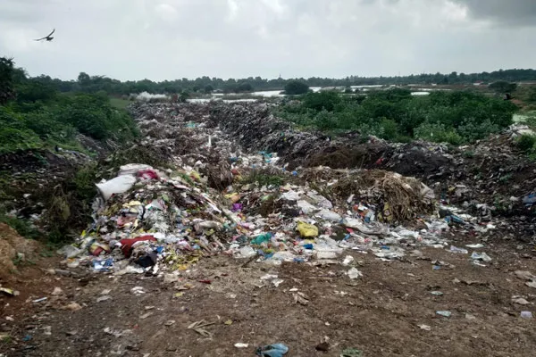 Villagers struggle in Vadalur after a woman passed away of dengue fever
