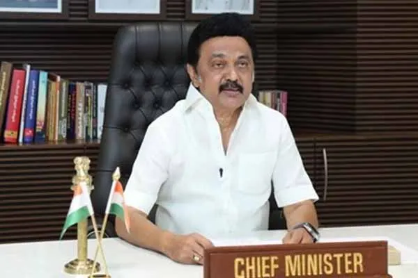 cm mk stalin gave one month's salary to the storm relief fund