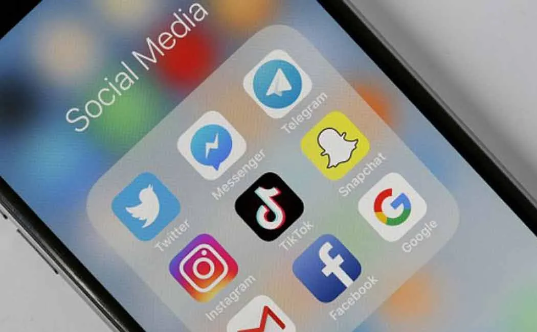 social media 