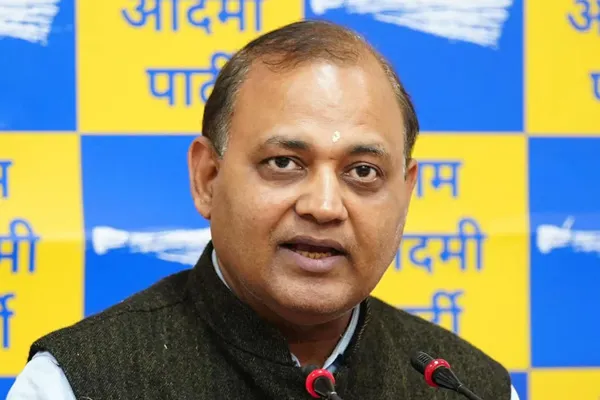 Aam Aadmi MLA says I will shave my head if Modi becomes PM
