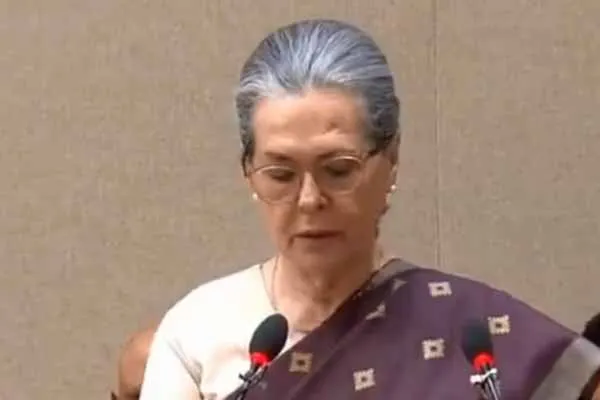Sonia Gandhi sworn in as MP