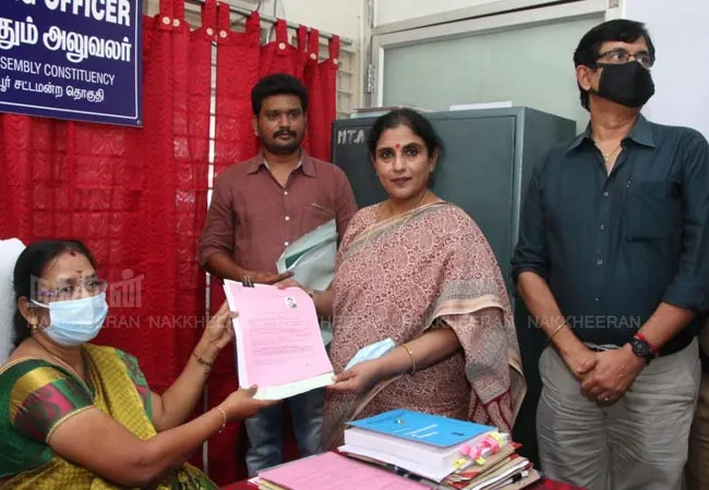 makkal needhi maiam party candidate sri priya press meet 