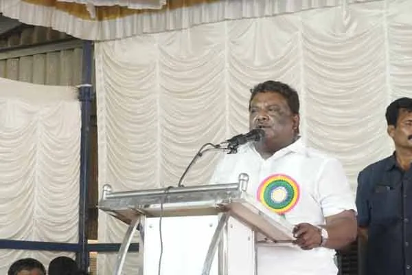 Beef can be transported in buses Minister Sivasankar
