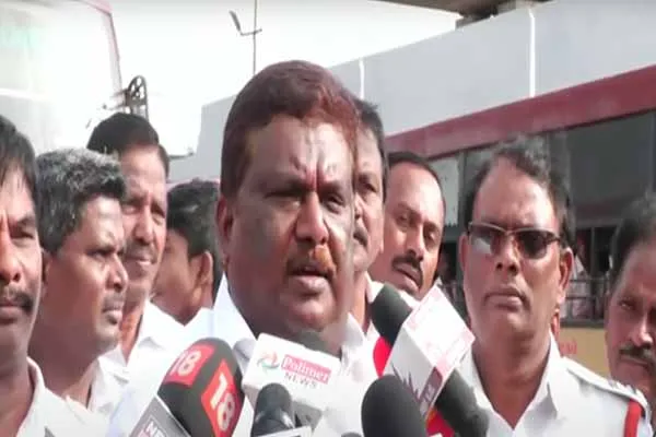 Buses are running without harm to passengers Minister Sivashankar