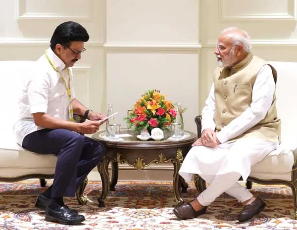 stalin-modi