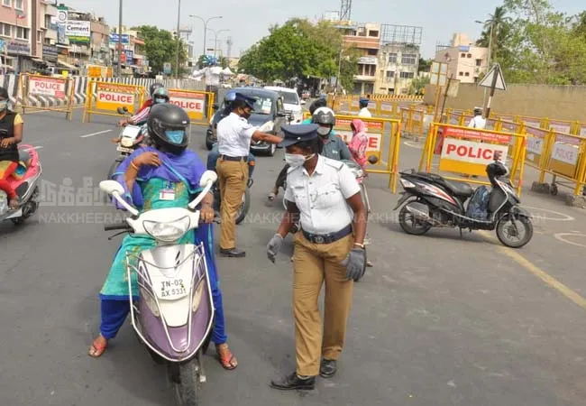 coronavirus chennai lockdown police check post 