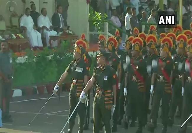 national flag celebrating 71th republic day tamilnadu in chennai 