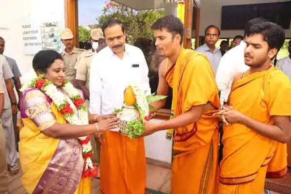 governor tamilisai talks about tamilnadu culture spiritual culture