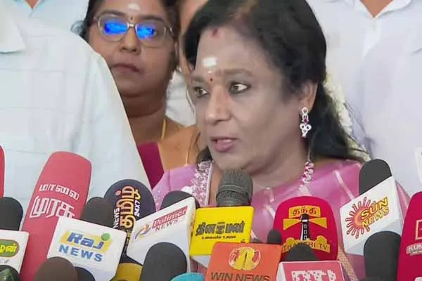 Tamilisai Soundararajan Questioned Is it separatism to give the national anthem a nod?