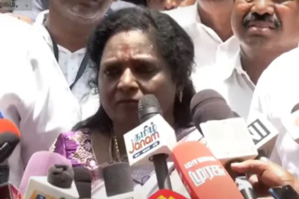 Tamilisai soundararajan says Rule is changed into a holiday for lok sabha election
