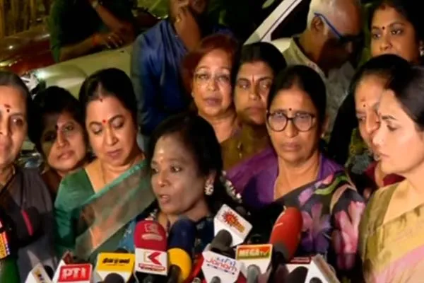 Tamilisai Soundararajan criticized DMK government for Anna university issue