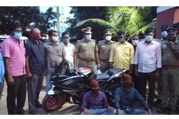 Robberies of More than five district Tasmac was arrest 