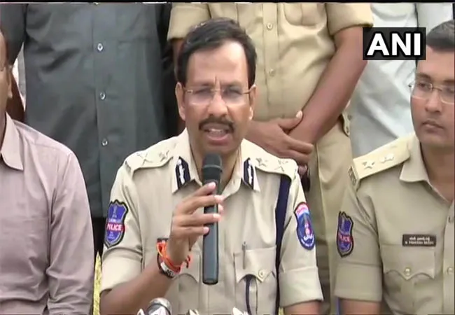 telangana women incident four police high court order 