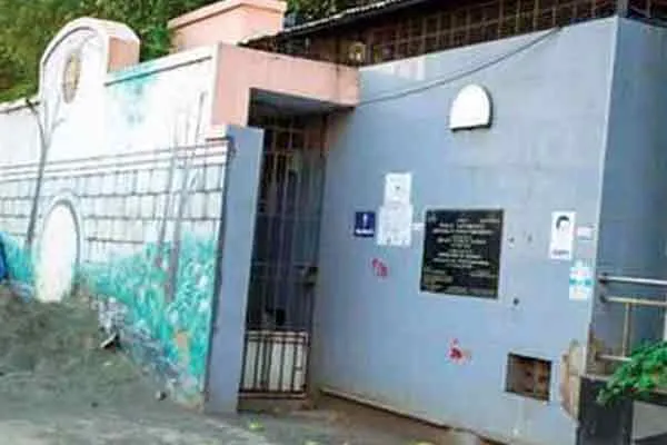 People who fought against the opening of the health complex 