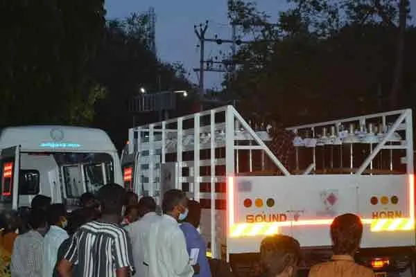 7 passes away at vellore government hospital  