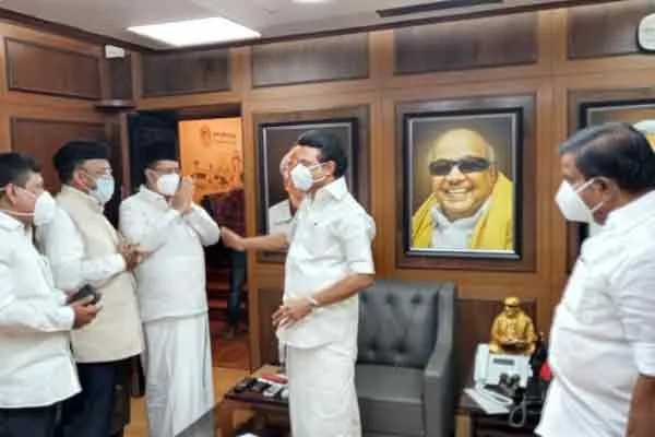 Leaders of the Indian Union Muslim League met and congratulated MK Stalin ..!