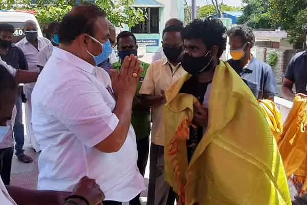 DMK MLA  visit Trichy Oyamari Electric Cemetery; 