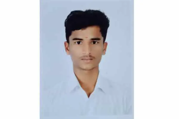 ariyalur district keezkavattangkurichi government school student got medical seat  