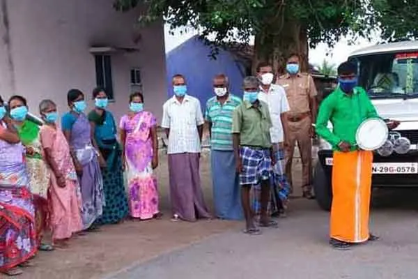 Police raise awareness through Tandora ..!