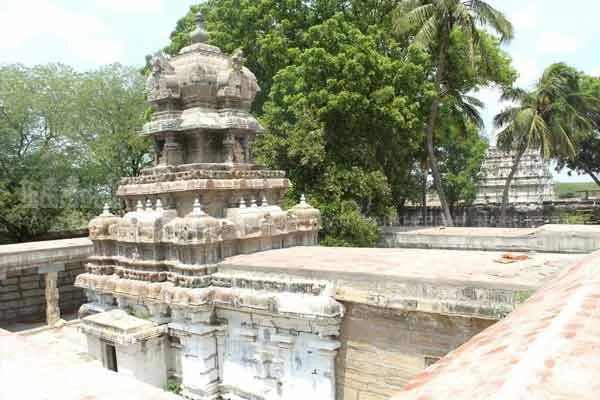 Found Pandiyas inscription near Ramanathapuram 