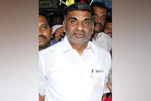 Misinformation in the nomination ..! High Court orders KC Veeramani to respond within two weeks ..!