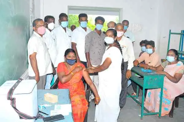 Government school teachers vaccinated ..!