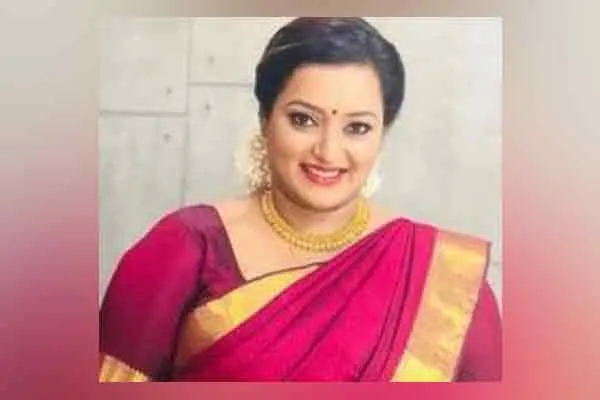 Gold smuggling beauty Swapna! NIA granted bail Strong opposition!