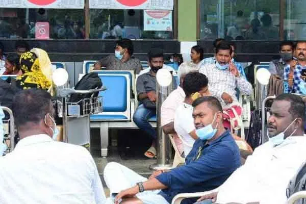Trichy Airport Test is not valid - Passengers suffer due to Dubai government's refusal ...