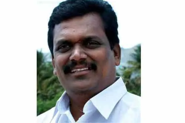 “O.P.S. The Kerala press has reported that Rs 2,000 crore worth of assets have been added in Kerala ”- Thanga Tamilchelvan