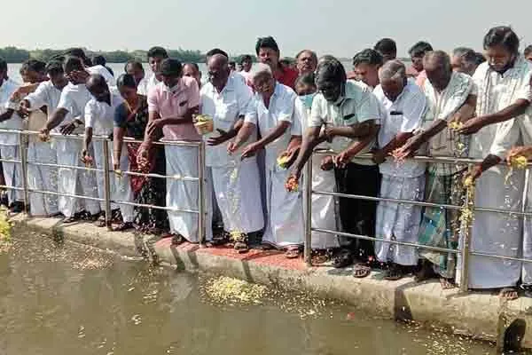 Tsunami Memorial Day  in Killai area 