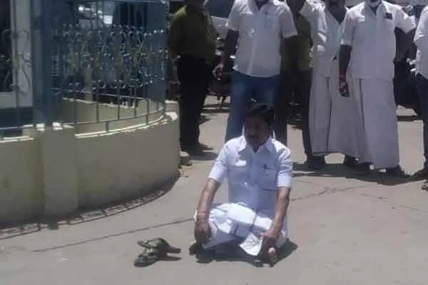 Jayalalitha University issue CV Shanmugam arrested 