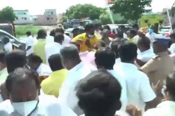 ADMK edappadi palanisamy visits edappadi.. admk members fought 