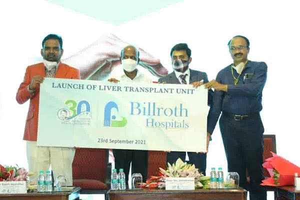 Liver transplant begins at Bilrath Hospital