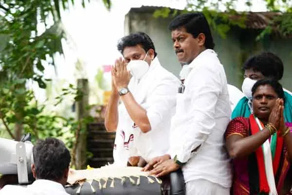 Minister Anil Mahesh involved in the campaign