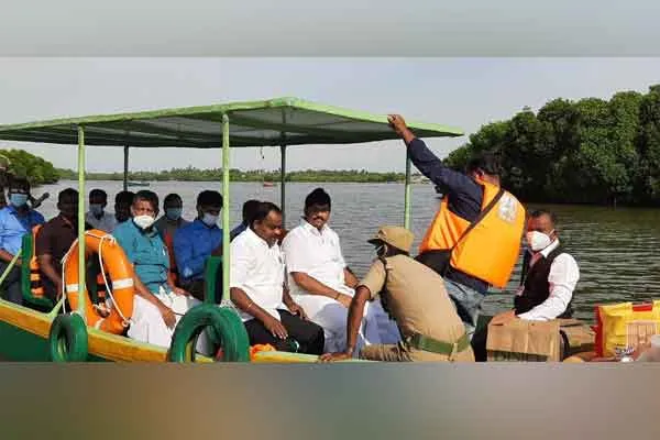 The minister who went on the boat and inspected!