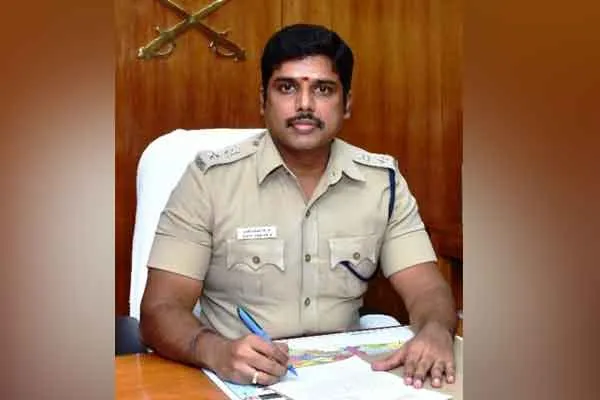 police caught those who drink alcohol in public.. cuddalore Police Commissioner sakthi ganesan warned 