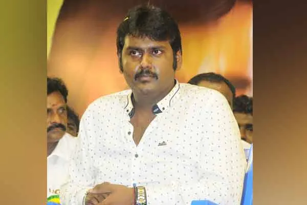 Vijaya Prabhakaran sheds tears on stage.